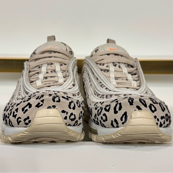 🐆 Nike Air Max 97 Leopard Print CW5595-001 Women 7.5 EUC Animal Print Icon 🐆 - Picture 6 of 15
